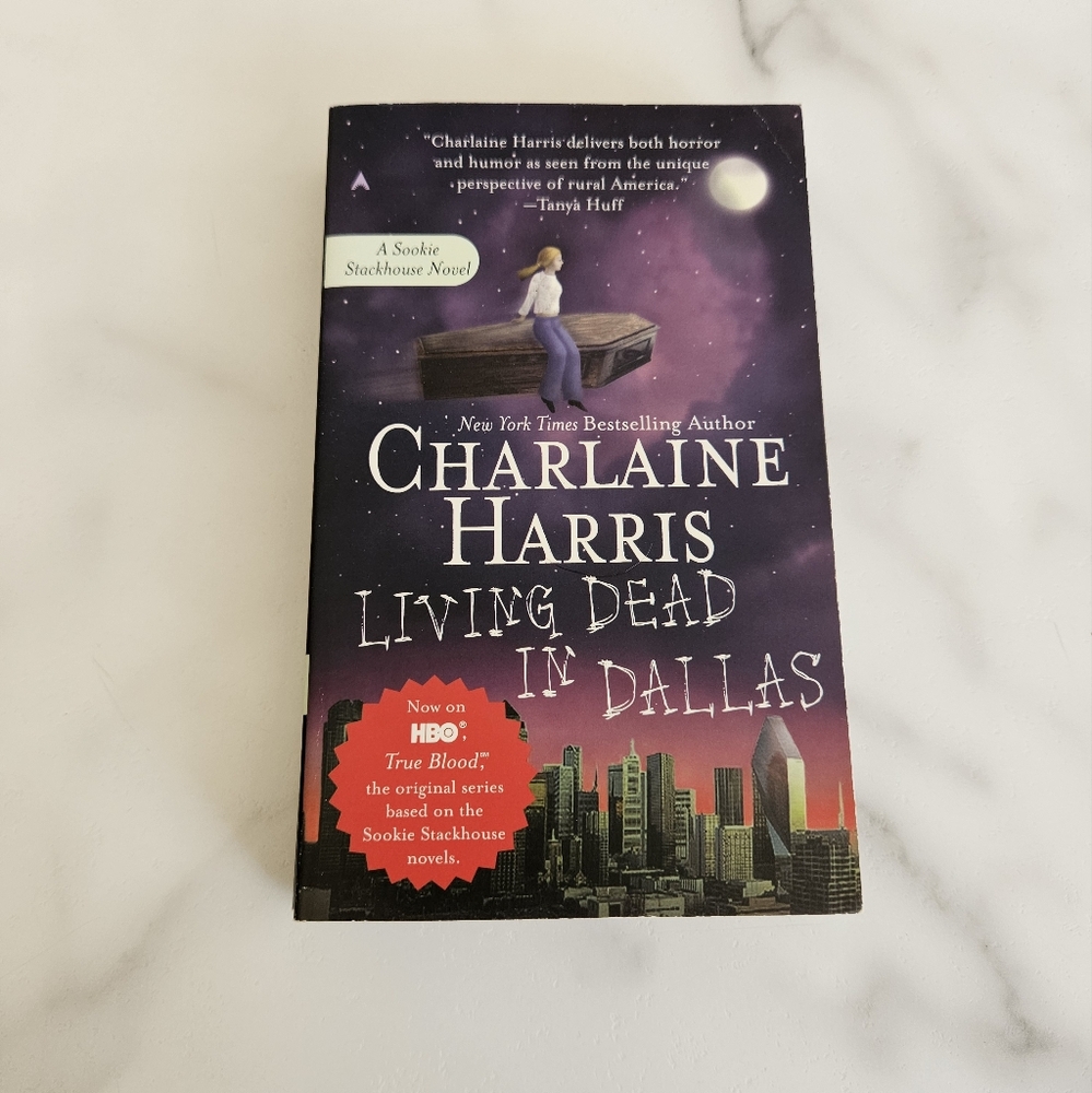 🌸 2 for $15 Living Dead in Dallas (2) Charlanie Harris